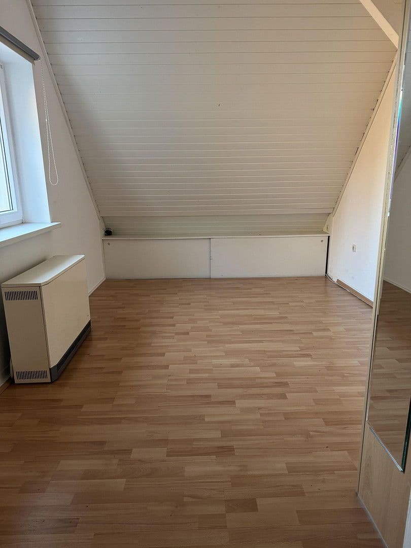 Studio flat to rent, 22 m², Weidkamp 87, Essen, North Rhine-Westphalia Studio flat to rent, 22 m², Weidkamp 87, Essen, North Rhine-Westphalia