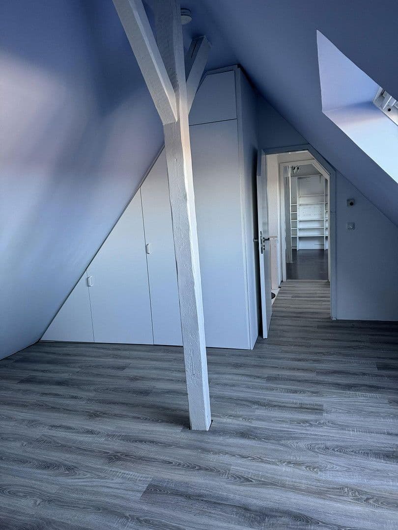 2 bedroom with open-plan kitchen flat to rent, 84 m², Essen, North Rhine-Westphalia 2 bedroom with open-plan kitchen flat to rent, 84 m², Essen, North Rhine-Westphalia