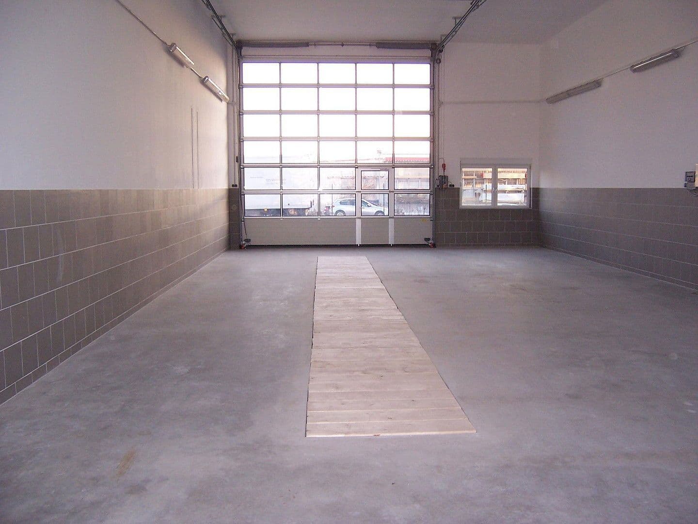 non-residential property to rent, 200 m², Bergisch Gladbach, North Rhine-Westphalia non-residential property to rent, 200 m², Bergisch Gladbach, North Rhine-Westphalia