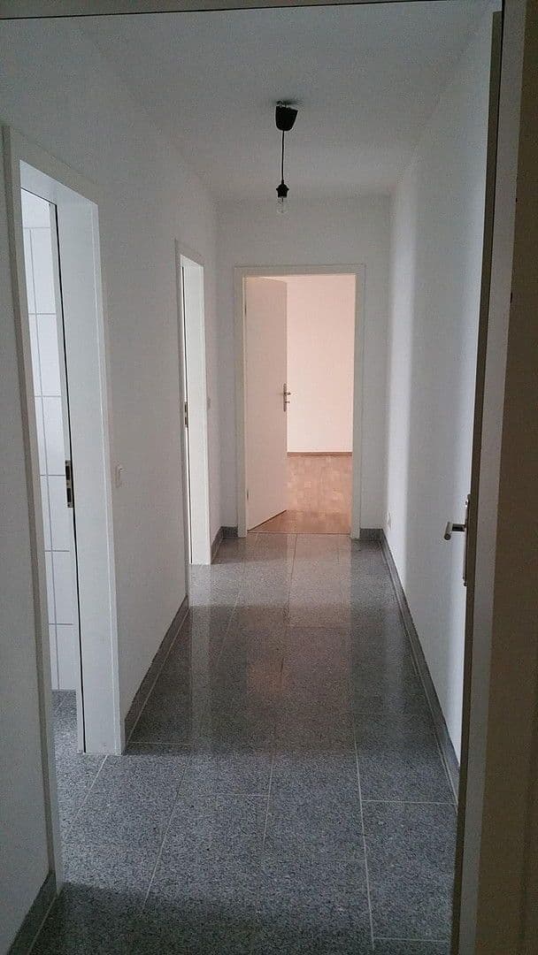 1 bedroom with open-plan kitchen flat to rent, 53 m², Duisburg, North Rhine-Westphalia 1 bedroom with open-plan kitchen flat to rent, 53 m², Duisburg, North Rhine-Westphalia