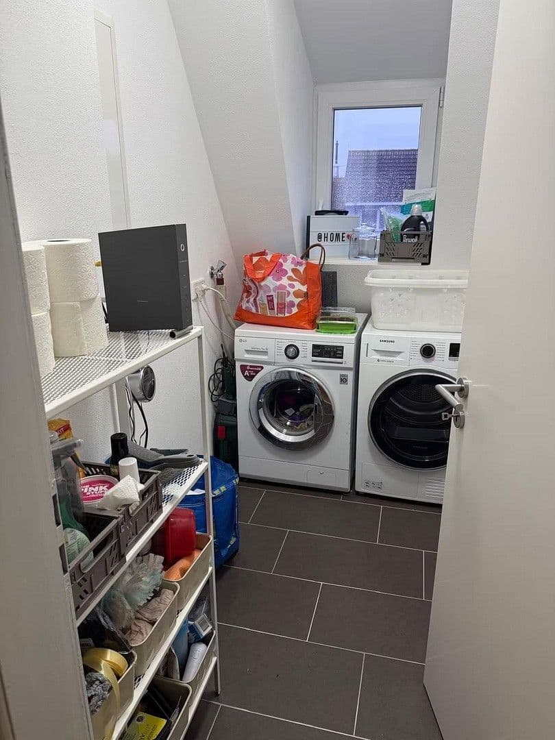 2 bedroom with open-plan kitchen flat to rent, 92 m², Leonhardstraße 34, Friedberg (Hessen), Hesse 2 bedroom with open-plan kitchen flat to rent, 92 m², Leonhardstraße 34, Friedberg (Hessen), Hesse