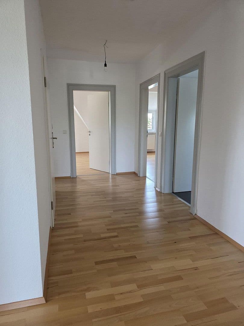 2 bedroom with open-plan kitchen flat to rent, 92 m², Leonhardstraße 34, Friedberg (Hessen), Hesse 2 bedroom with open-plan kitchen flat to rent, 92 m², Leonhardstraße 34, Friedberg (Hessen), Hesse
