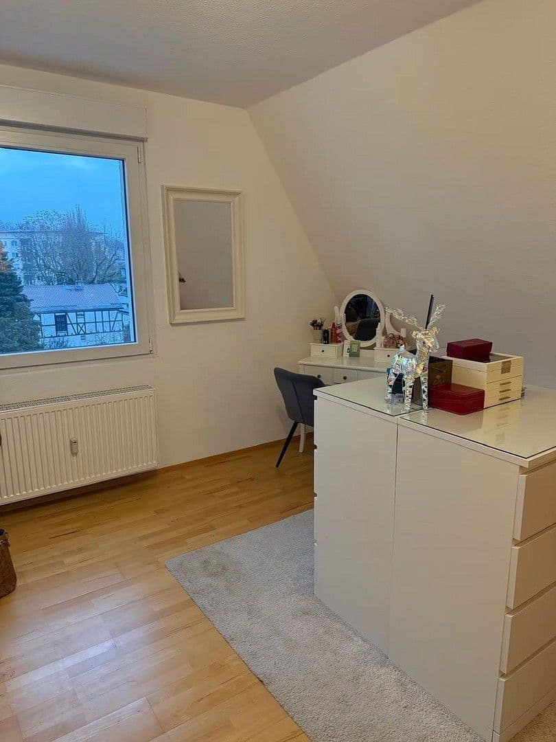 2 bedroom with open-plan kitchen flat to rent, 92 m², Leonhardstraße 34, Friedberg (Hessen), Hesse 2 bedroom with open-plan kitchen flat to rent, 92 m², Leonhardstraße 34, Friedberg (Hessen), Hesse