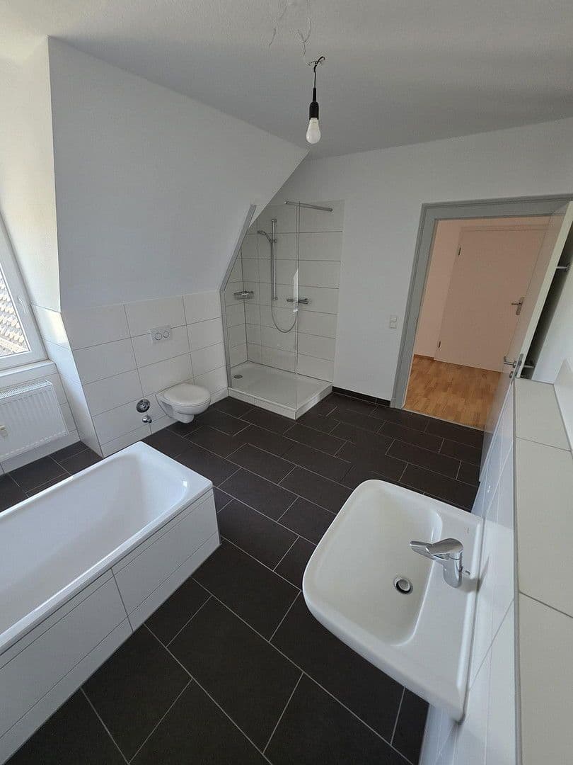 2 bedroom with open-plan kitchen flat to rent, 92 m², Leonhardstraße 34, Friedberg (Hessen), Hesse 2 bedroom with open-plan kitchen flat to rent, 92 m², Leonhardstraße 34, Friedberg (Hessen), Hesse