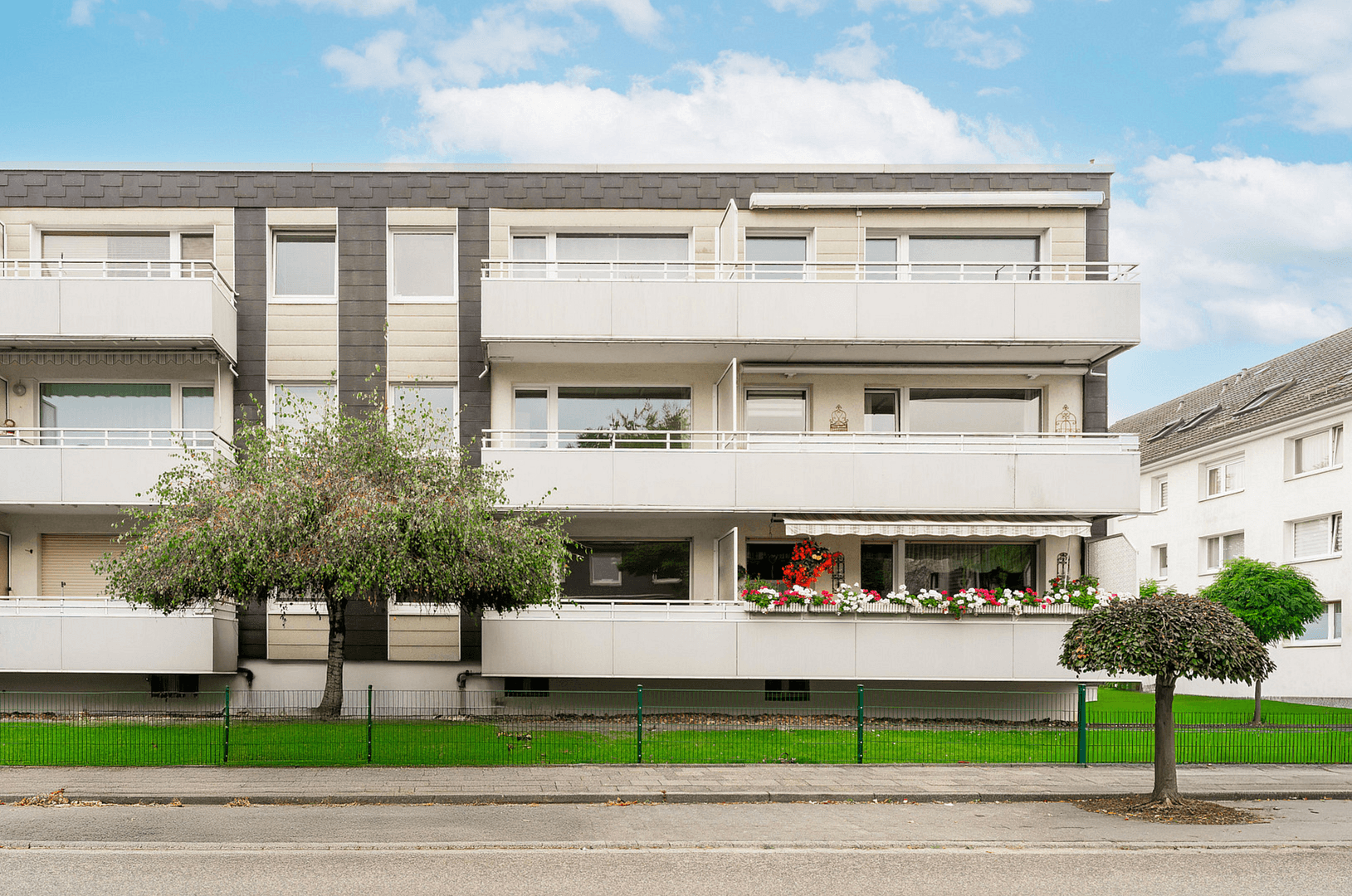 Studio flat for sale, 35 m², Meerbusch, North Rhine-Westphalia Studio flat for sale, 35 m², Meerbusch, North Rhine-Westphalia