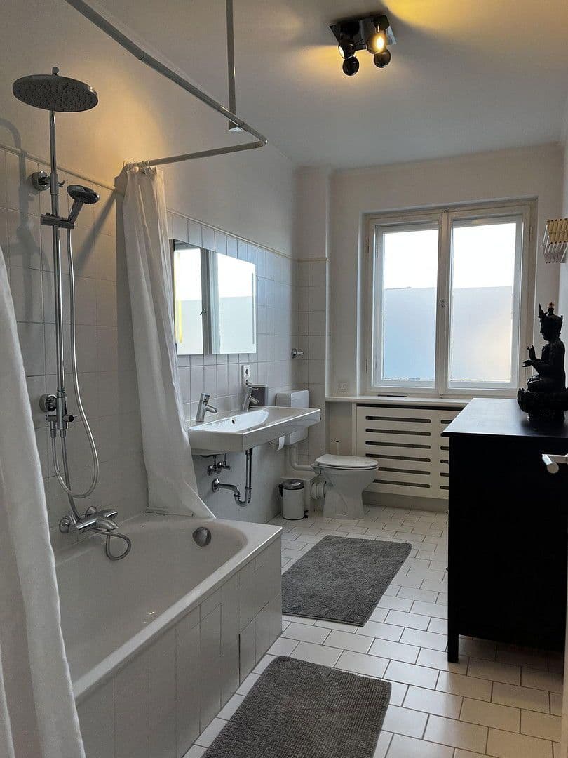 3 bedroom flat to rent, 98 m², Jablonskistraße 11, Berlin, Berlin 3 bedroom flat to rent, 98 m², Jablonskistraße 11, Berlin, Berlin