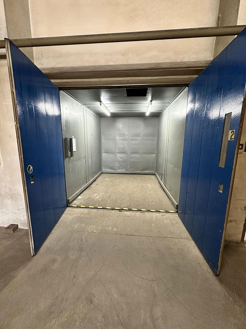 non-residential property to rent, 110 m², Meeraner Straße 16, Glauchau, Saxony non-residential property to rent, 110 m², Meeraner Straße 16, Glauchau, Saxony