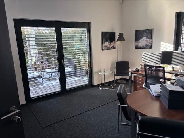 office for sale, 485 m², Bartäcker 6, Simmelsdorf, Bavaria office for sale, 485 m², Bartäcker 6, Simmelsdorf, Bavaria