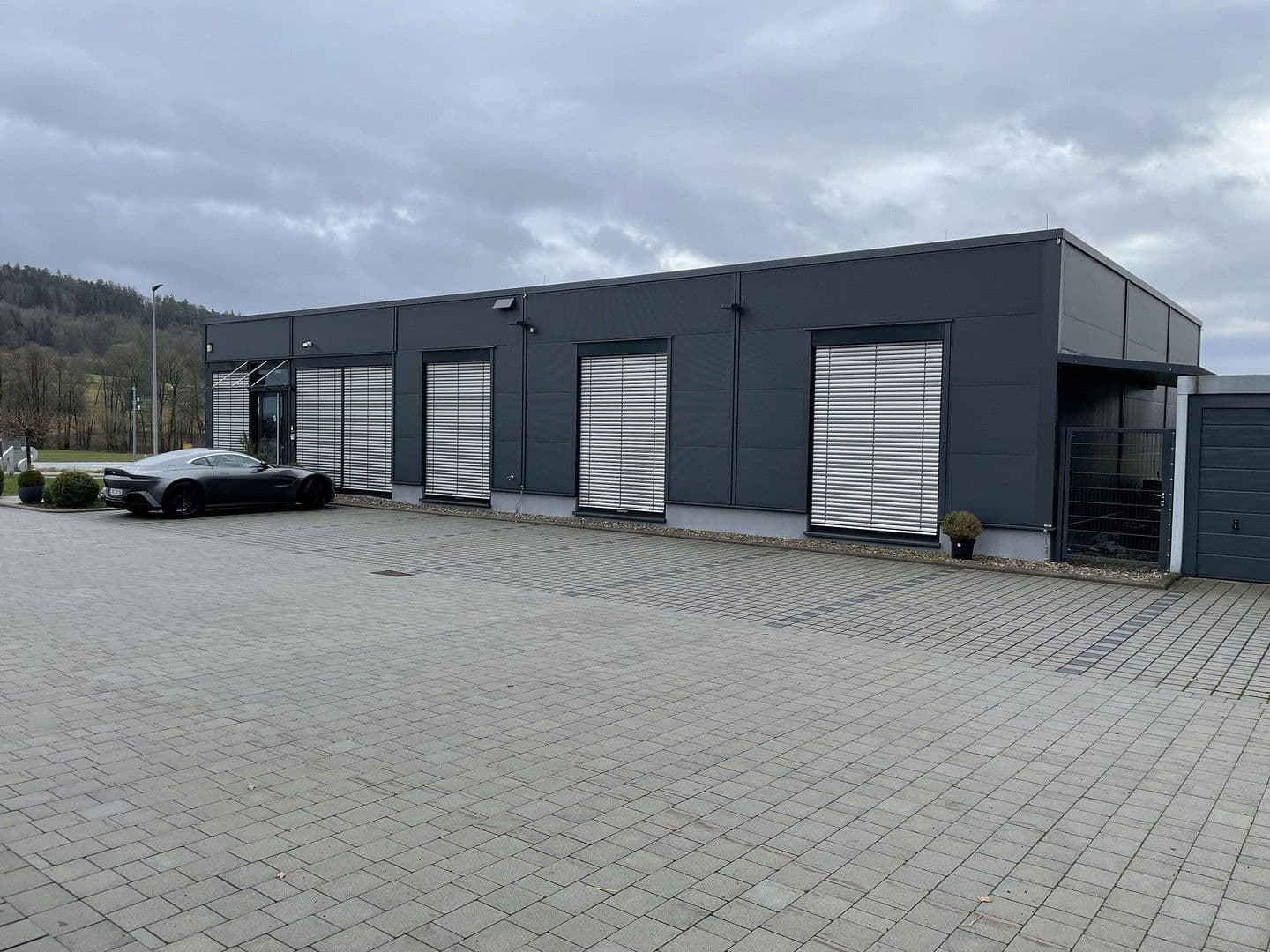 office for sale, 485 m², Bartäcker 6, Simmelsdorf, Bavaria office for sale, 485 m², Bartäcker 6, Simmelsdorf, Bavaria