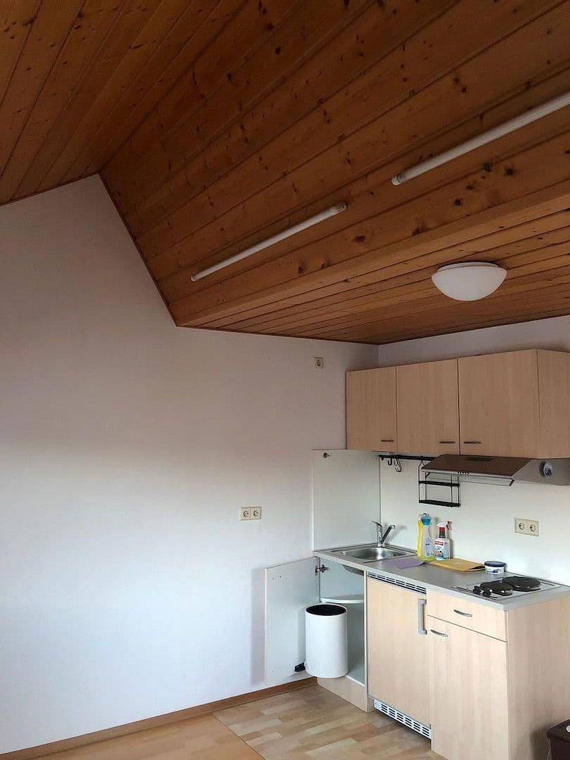 1 bedroom flat to rent, 16 m², Stuttgart, Baden-Württemberg 1 bedroom flat to rent, 16 m², Stuttgart, Baden-Württemberg