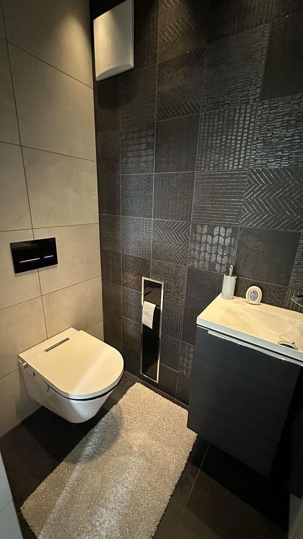 3 bedroom with open-plan kitchen flat for sale, 266 m², Leonberger Str. 5, Gerlingen, Baden-Württemberg 3 bedroom with open-plan kitchen flat for sale, 266 m², Leonberger Str. 5, Gerlingen, Baden-Württemberg