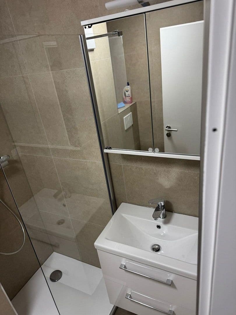 1 bedroom flat to rent, 24 m², Borngasse 33-35, Aachen, North Rhine-Westphalia 1 bedroom flat to rent, 24 m², Borngasse 33-35, Aachen, North Rhine-Westphalia