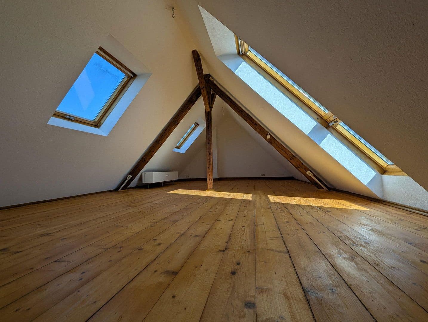 4 bedroom flat for sale, 84 m², Schloßstraße 3, Troisdorf, North Rhine-Westphalia 4 bedroom flat for sale, 84 m², Schloßstraße 3, Troisdorf, North Rhine-Westphalia