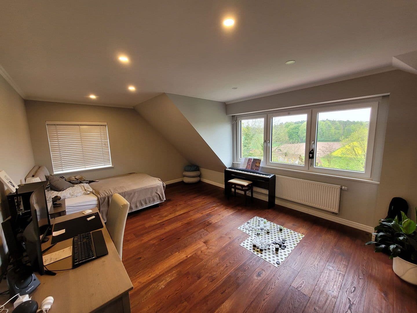 house for sale, 200 m², Roßtal, Bavaria house for sale, 200 m², Roßtal, Bavaria