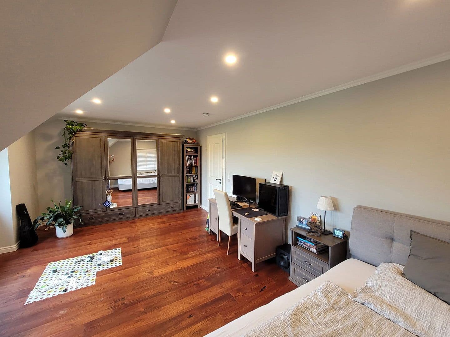 house for sale, 200 m², Roßtal, Bavaria house for sale, 200 m², Roßtal, Bavaria