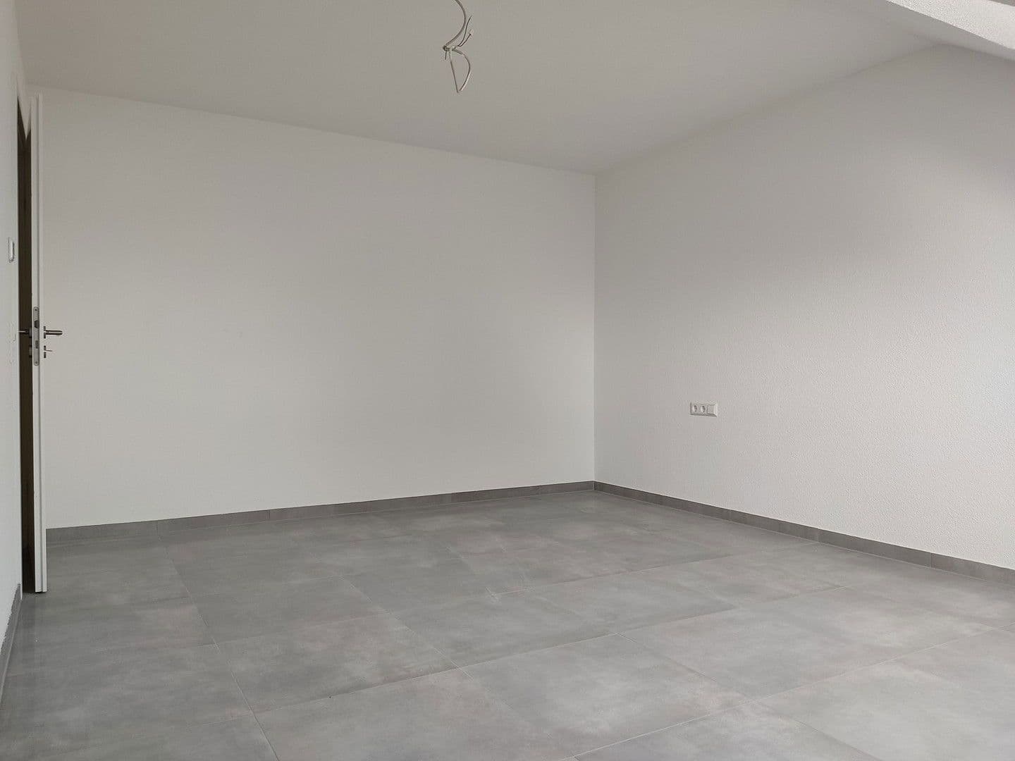 3 bedroom with open-plan kitchen flat to rent, 119 m², Bad Rappenau, Baden-Württemberg 3 bedroom with open-plan kitchen flat to rent, 119 m², Bad Rappenau, Baden-Württemberg