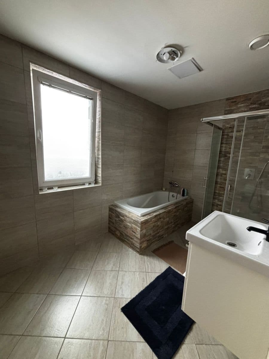 2 bedroom with open-plan kitchen flat to rent, 110 m², Vimperk, Jihočeský Region 2 bedroom with open-plan kitchen flat to rent, 110 m², Vimperk, Jihočeský Region