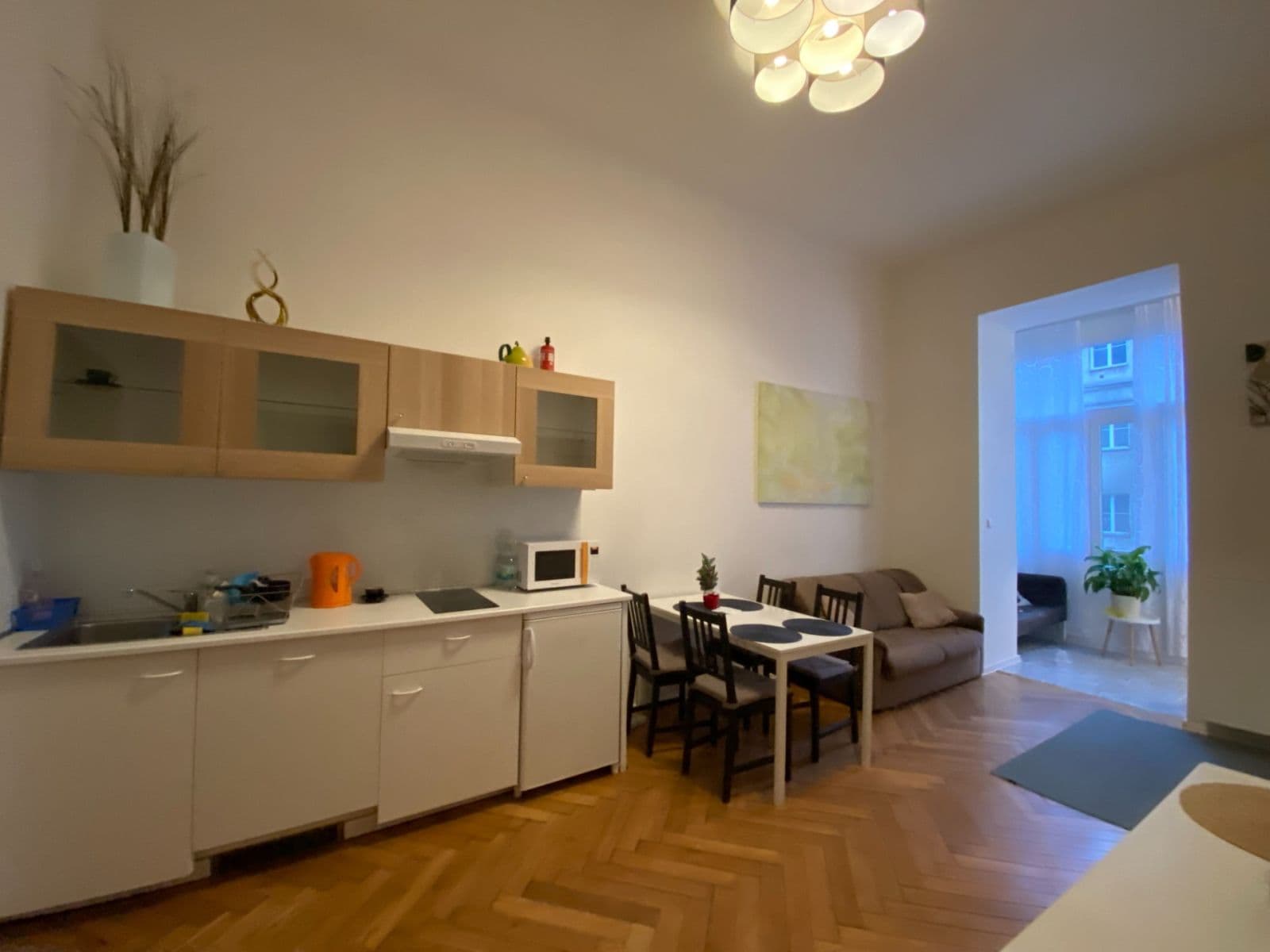 2 bedroom with open-plan kitchen flat to rent, 87 m², Preslova, Prague, Prague 2 bedroom with open-plan kitchen flat to rent, 87 m², Preslova, Prague, Prague