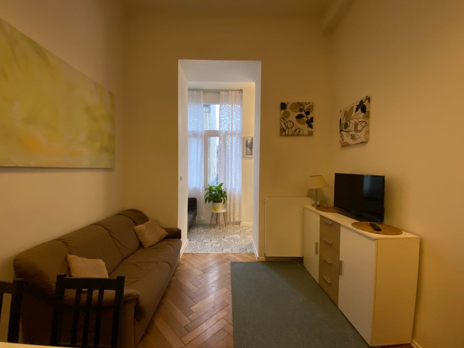 2 bedroom with open-plan kitchen flat to rent, 87 m², Preslova, Prague, Prague 2 bedroom with open-plan kitchen flat to rent, 87 m², Preslova, Prague, Prague