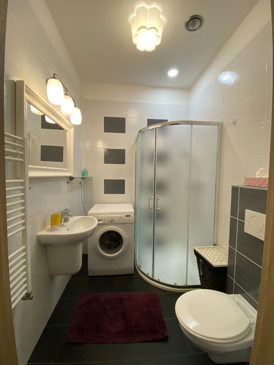 2 bedroom with open-plan kitchen flat to rent, 87 m², Preslova, Prague, Prague 2 bedroom with open-plan kitchen flat to rent, 87 m², Preslova, Prague, Prague