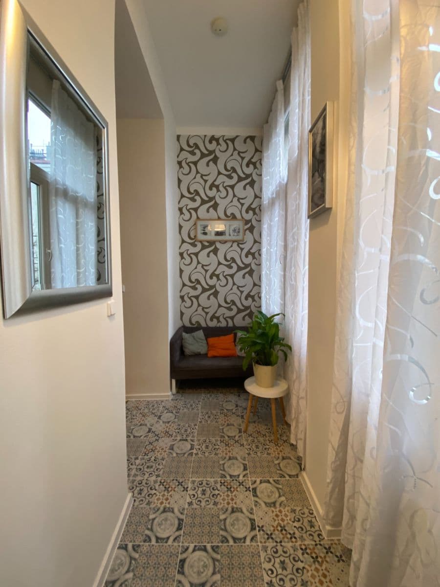2 bedroom with open-plan kitchen flat to rent, 87 m², Preslova, Prague, Prague 2 bedroom with open-plan kitchen flat to rent, 87 m², Preslova, Prague, Prague