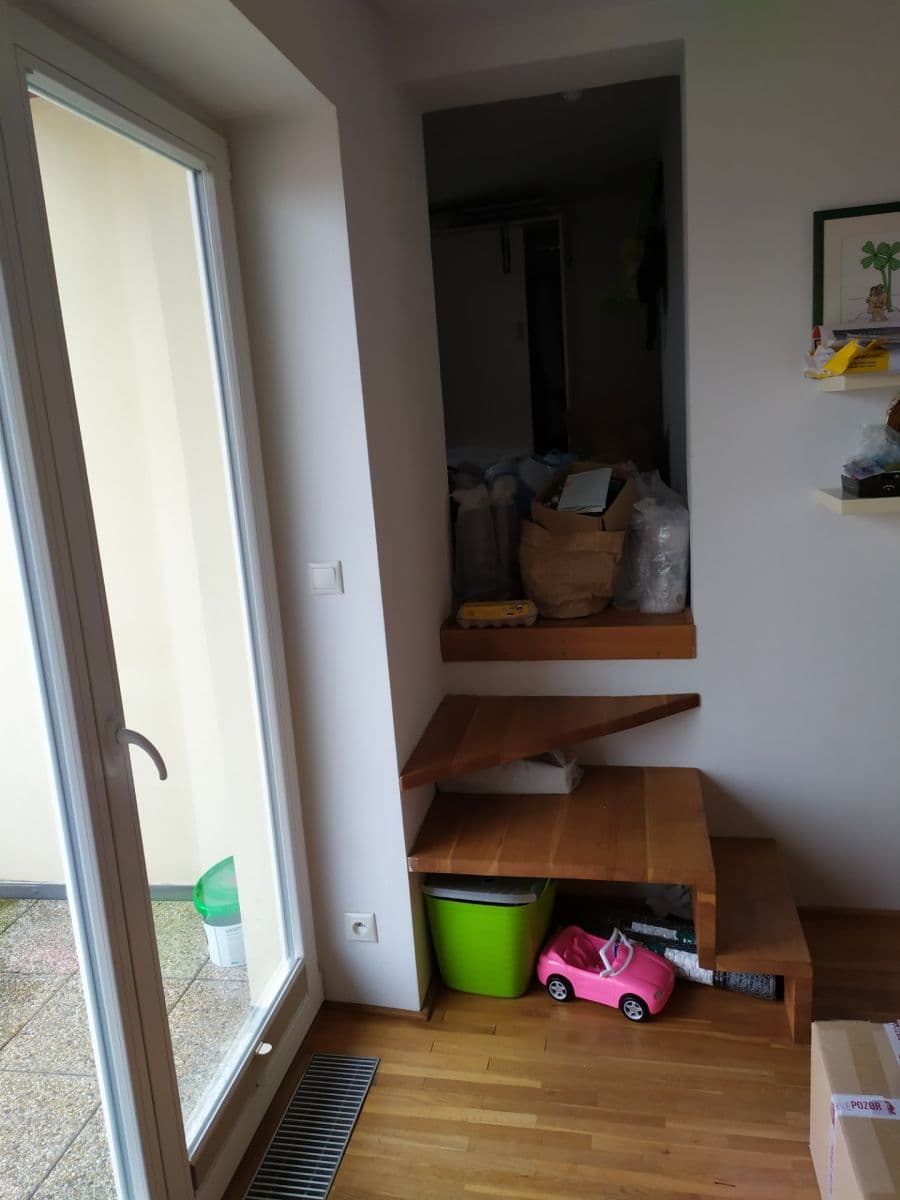 1 bedroom with open-plan kitchen flat to rent, 58 m², Přístavní, Prague, Prague 1 bedroom with open-plan kitchen flat to rent, 58 m², Přístavní, Prague, Prague