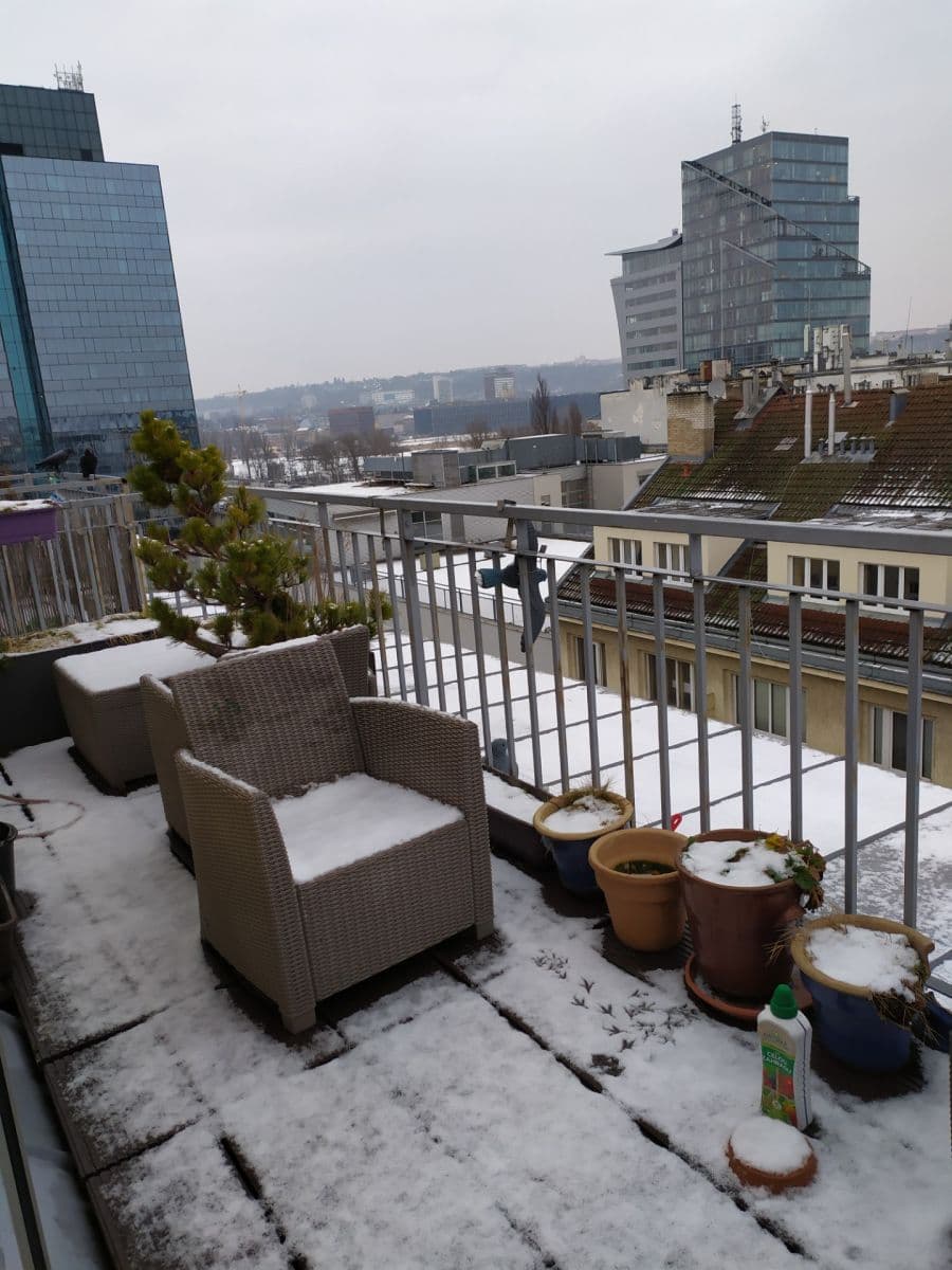 1 bedroom with open-plan kitchen flat to rent, 58 m², Přístavní, Prague, Prague 1 bedroom with open-plan kitchen flat to rent, 58 m², Přístavní, Prague, Prague