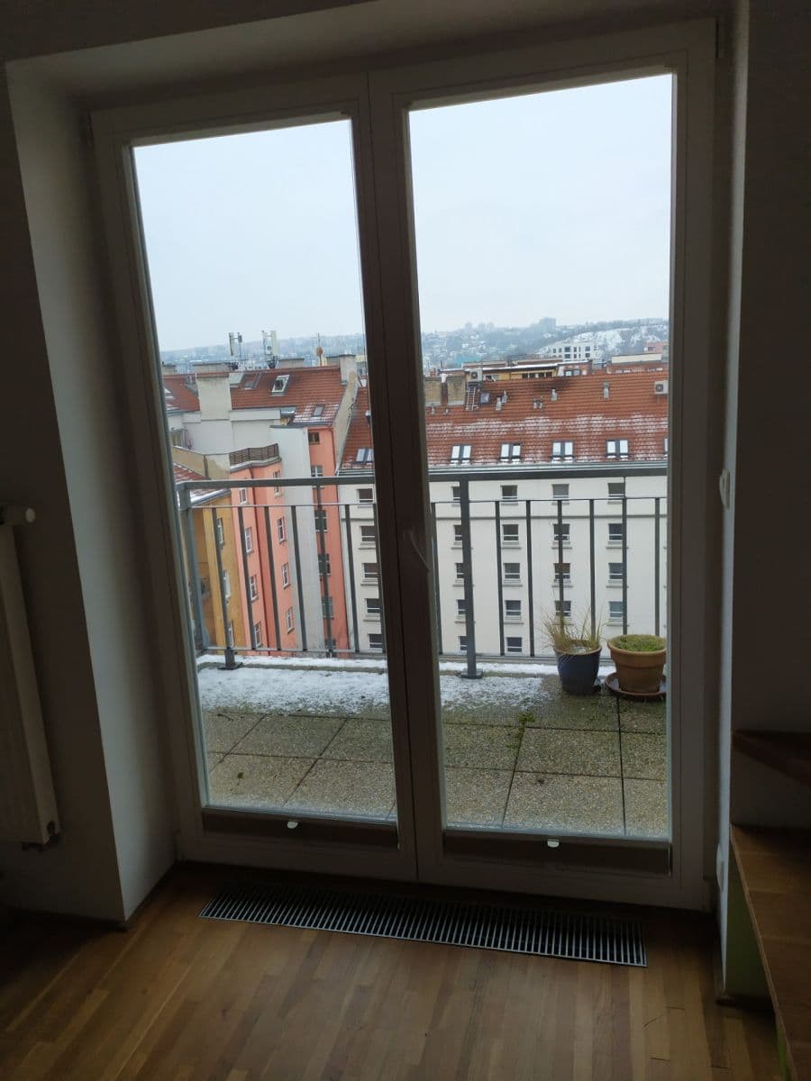 1 bedroom with open-plan kitchen flat to rent, 58 m², Přístavní, Prague, Prague 1 bedroom with open-plan kitchen flat to rent, 58 m², Přístavní, Prague, Prague