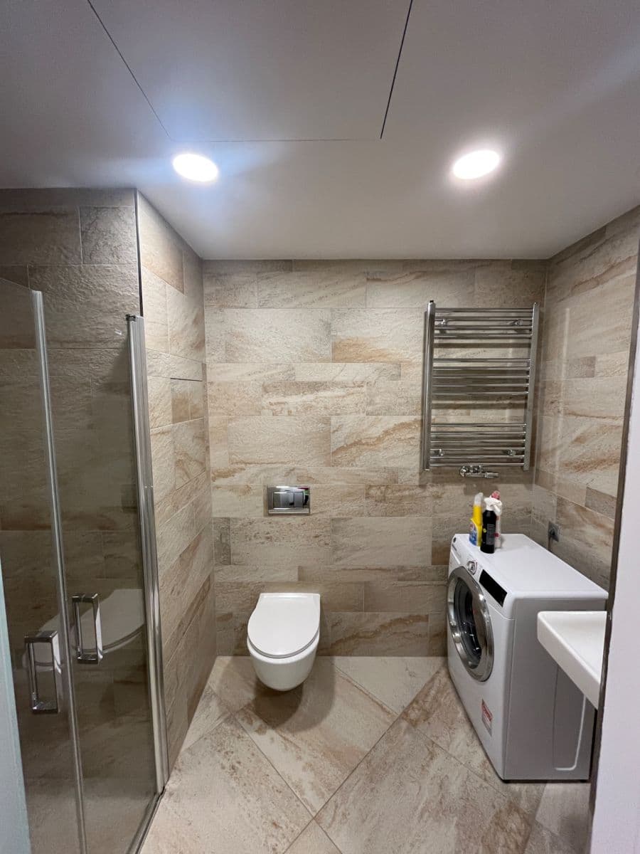 Studio flat to rent, 33 m², Kurta Konráda, Prague, Prague Studio flat to rent, 33 m², Kurta Konráda, Prague, Prague