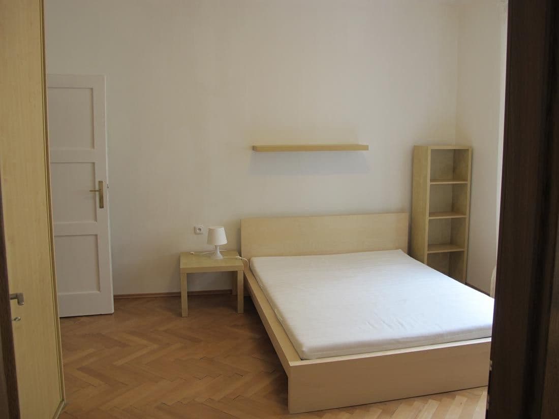 1 bedroom with open-plan kitchen flat to rent, 40 m², Pod Pramenem, Prague, Prague 1 bedroom with open-plan kitchen flat to rent, 40 m², Pod Pramenem, Prague, Prague