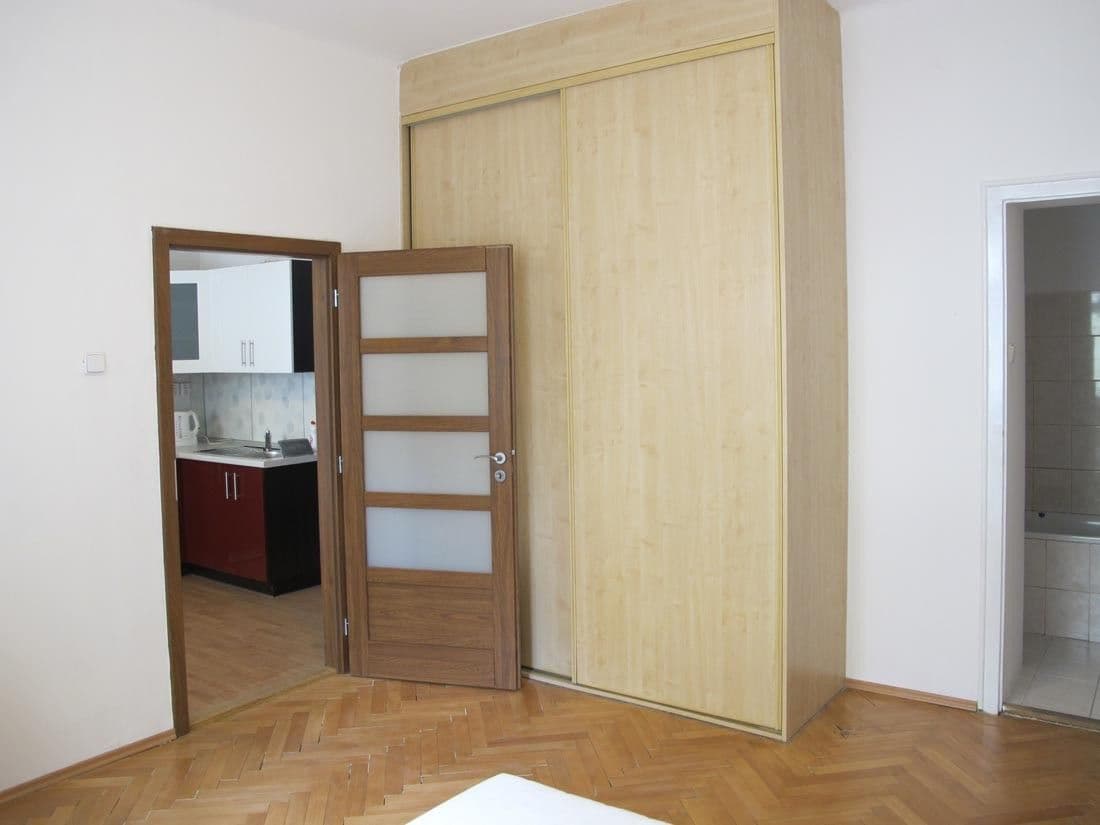 1 bedroom with open-plan kitchen flat to rent, 40 m², Pod Pramenem, Prague, Prague 1 bedroom with open-plan kitchen flat to rent, 40 m², Pod Pramenem, Prague, Prague