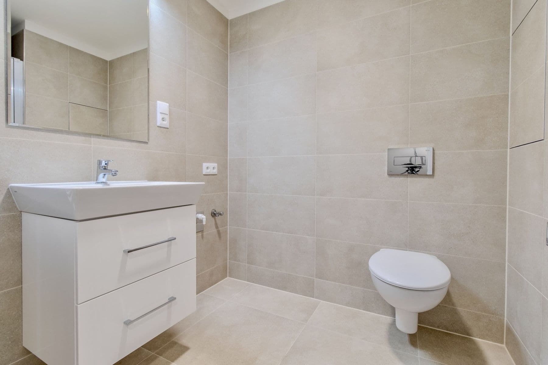 Studio flat to rent, 32 m², Poděbradská, Prague, Prague Studio flat to rent, 32 m², Poděbradská, Prague, Prague