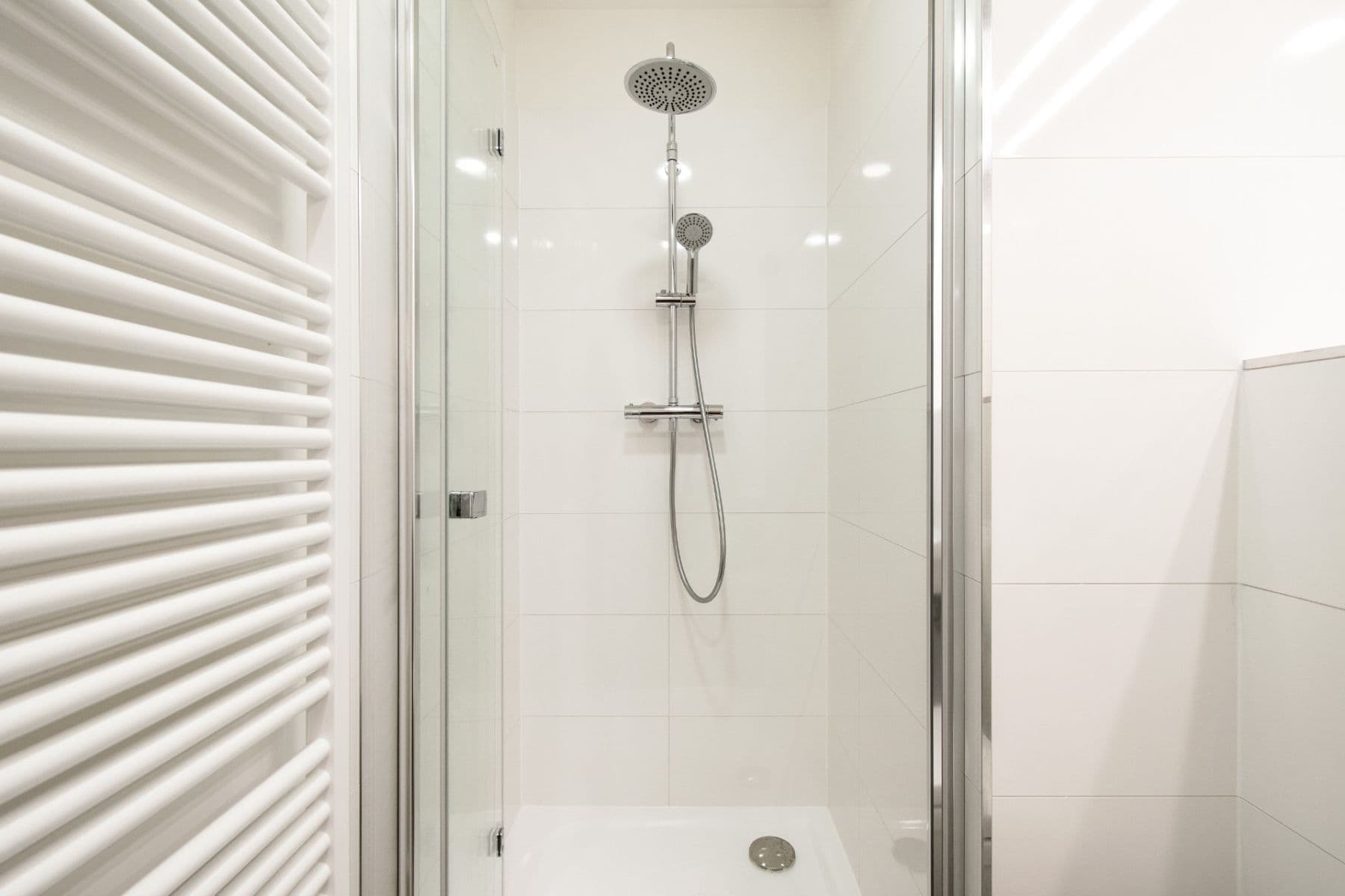 1 bedroom with open-plan kitchen flat to rent, 37 m², Perucká, Prague, Prague 1 bedroom with open-plan kitchen flat to rent, 37 m², Perucká, Prague, Prague