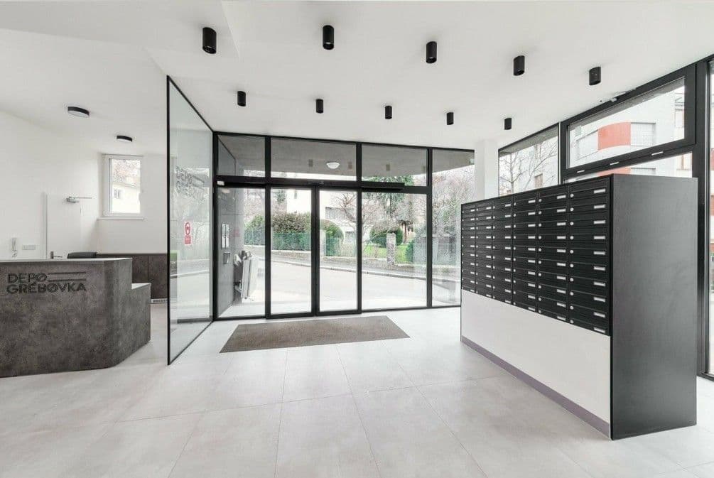 1 bedroom with open-plan kitchen flat to rent, 37 m², Perucká, Prague, Prague 1 bedroom with open-plan kitchen flat to rent, 37 m², Perucká, Prague, Prague