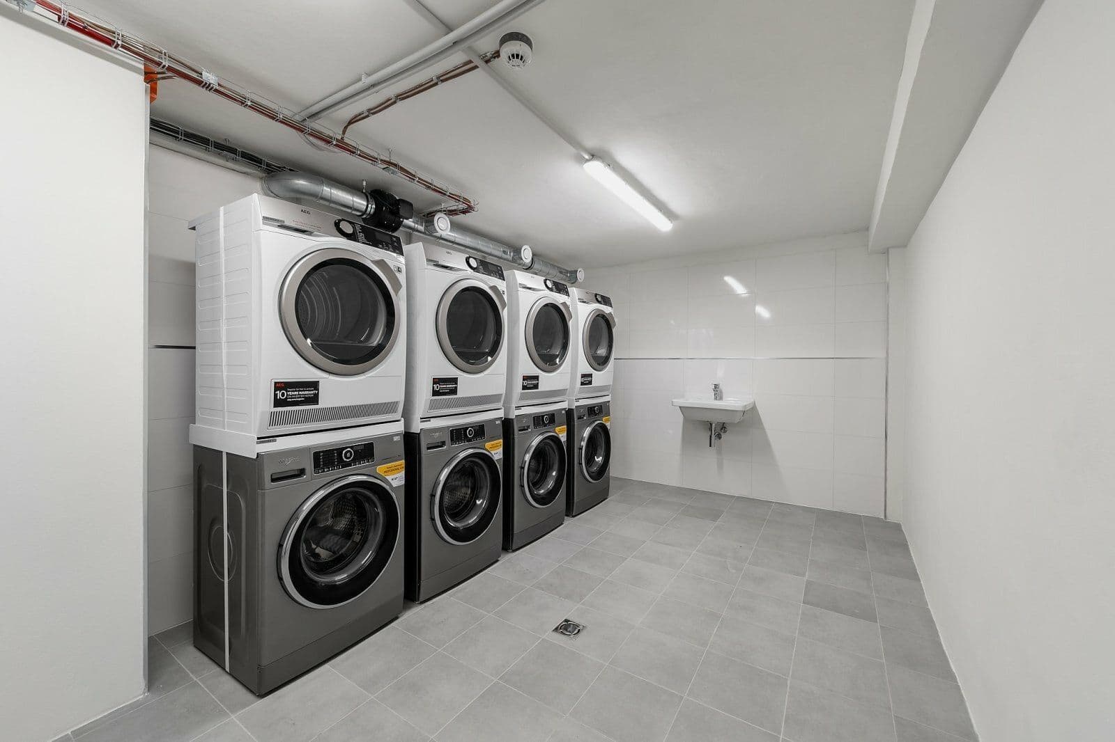 1 bedroom with open-plan kitchen flat to rent, 37 m², Perucká, Prague, Prague 1 bedroom with open-plan kitchen flat to rent, 37 m², Perucká, Prague, Prague