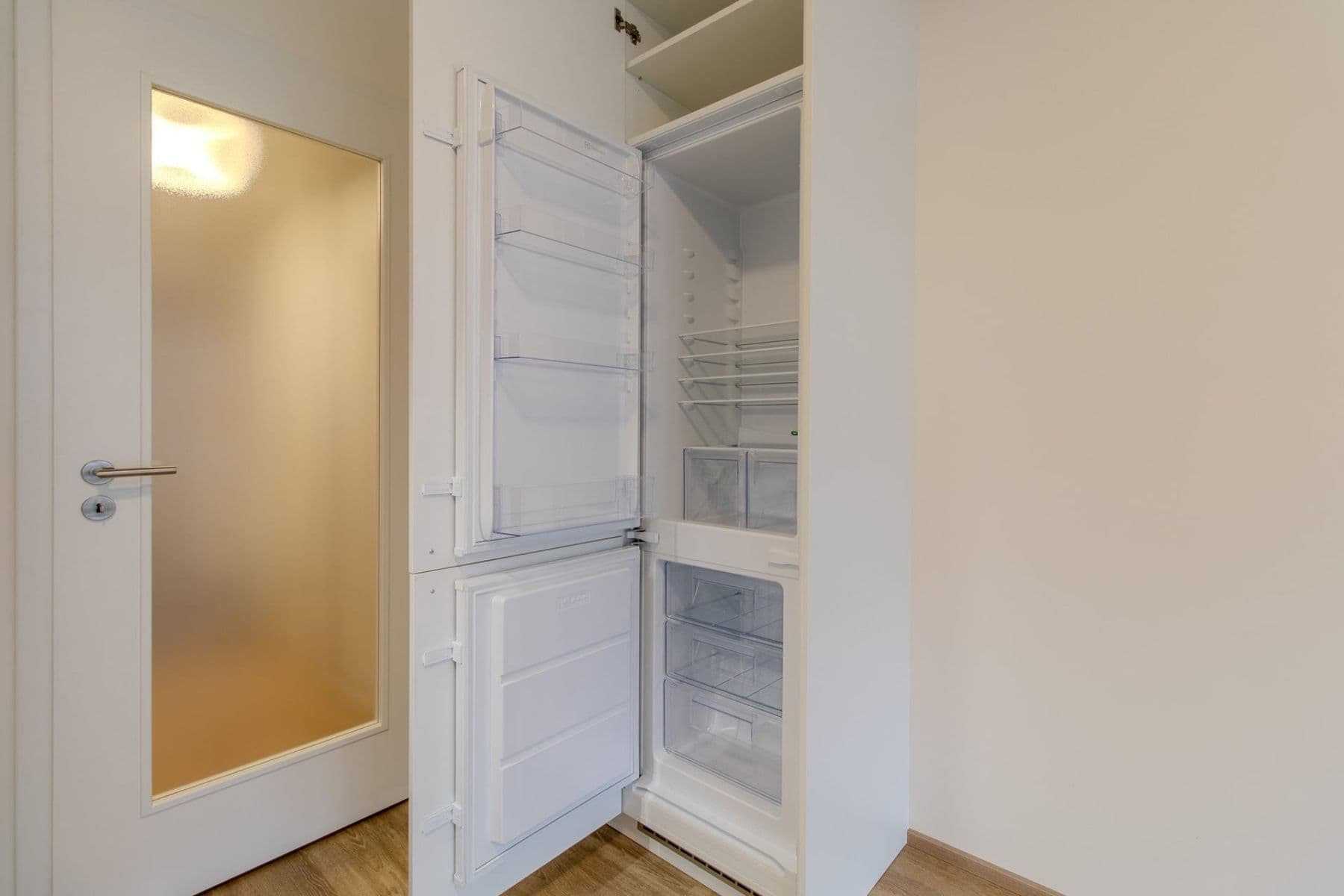 Studio flat to rent, 32 m², Poděbradská, Prague, Prague Studio flat to rent, 32 m², Poděbradská, Prague, Prague