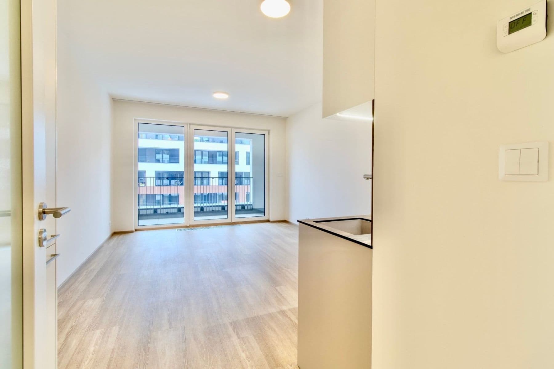 Studio flat to rent, 32 m², Poděbradská, Prague, Prague Studio flat to rent, 32 m², Poděbradská, Prague, Prague