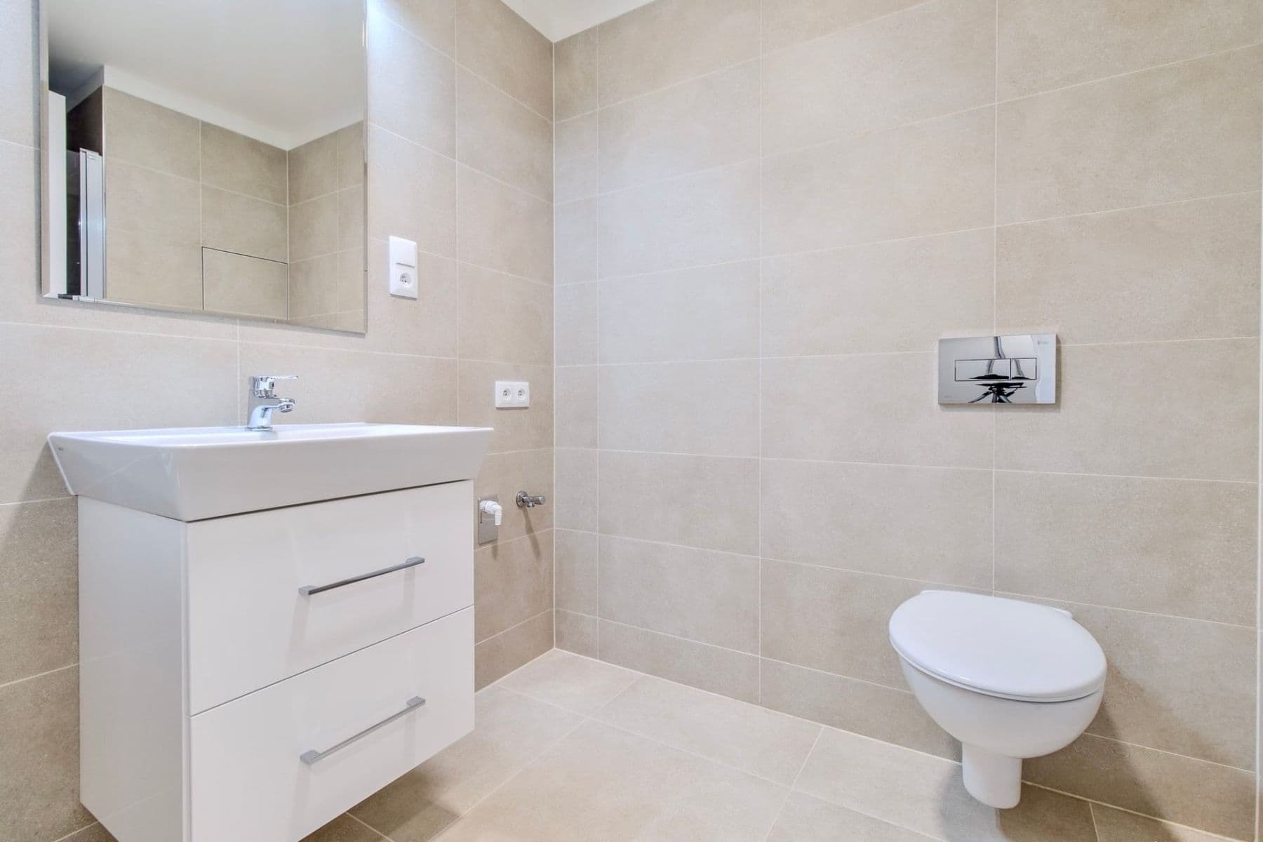 Studio flat to rent, 32 m², Poděbradská, Prague, Prague Studio flat to rent, 32 m², Poděbradská, Prague, Prague