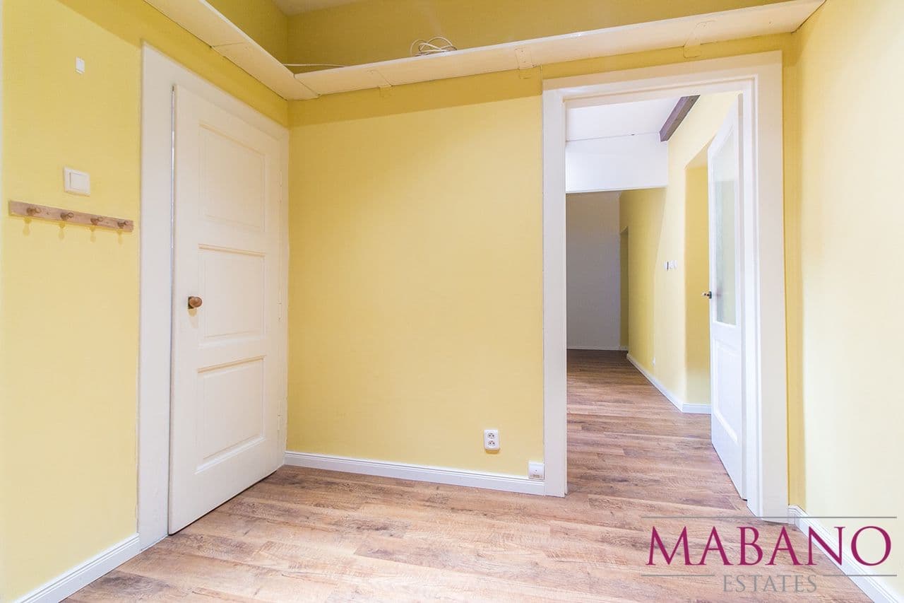 3 bedroom flat to rent, 17 m², Sudoměřská, Prague, Prague 3 bedroom flat to rent, 17 m², Sudoměřská, Prague, Prague