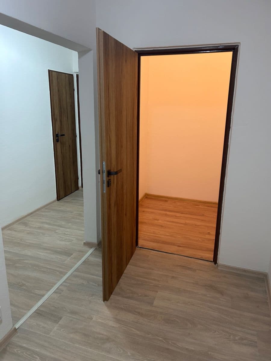 2 bedroom flat to rent, 54 m², C. Boudy, Třebíč, Vysočina Region 2 bedroom flat to rent, 54 m², C. Boudy, Třebíč, Vysočina Region