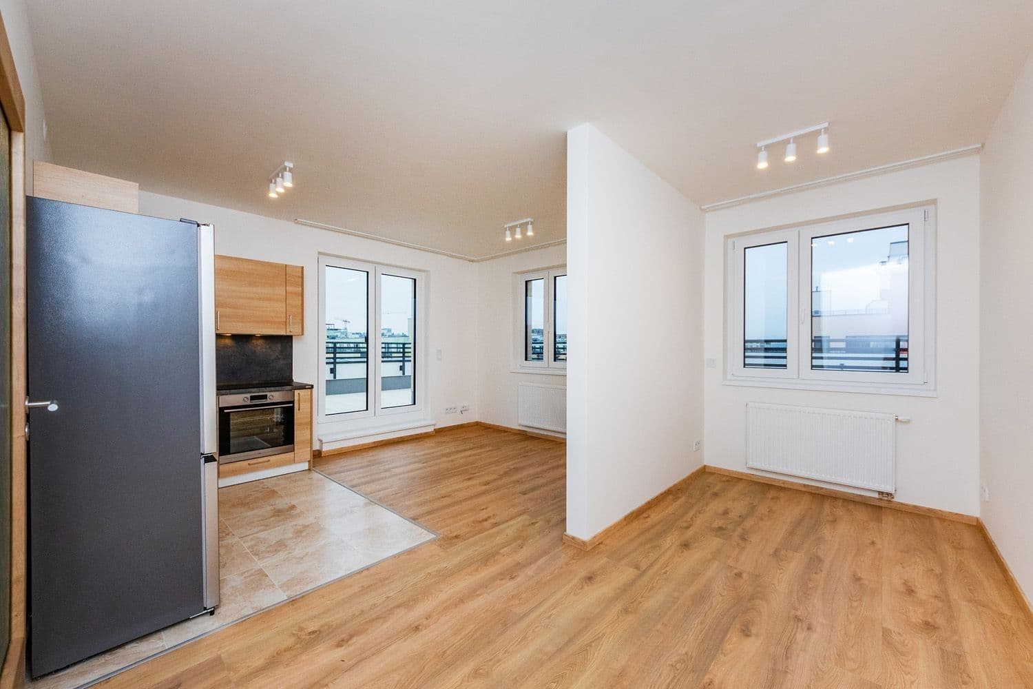 Studio flat to rent, 34 m², Miloše Havla, Prague, Prague Studio flat to rent, 34 m², Miloše Havla, Prague, Prague