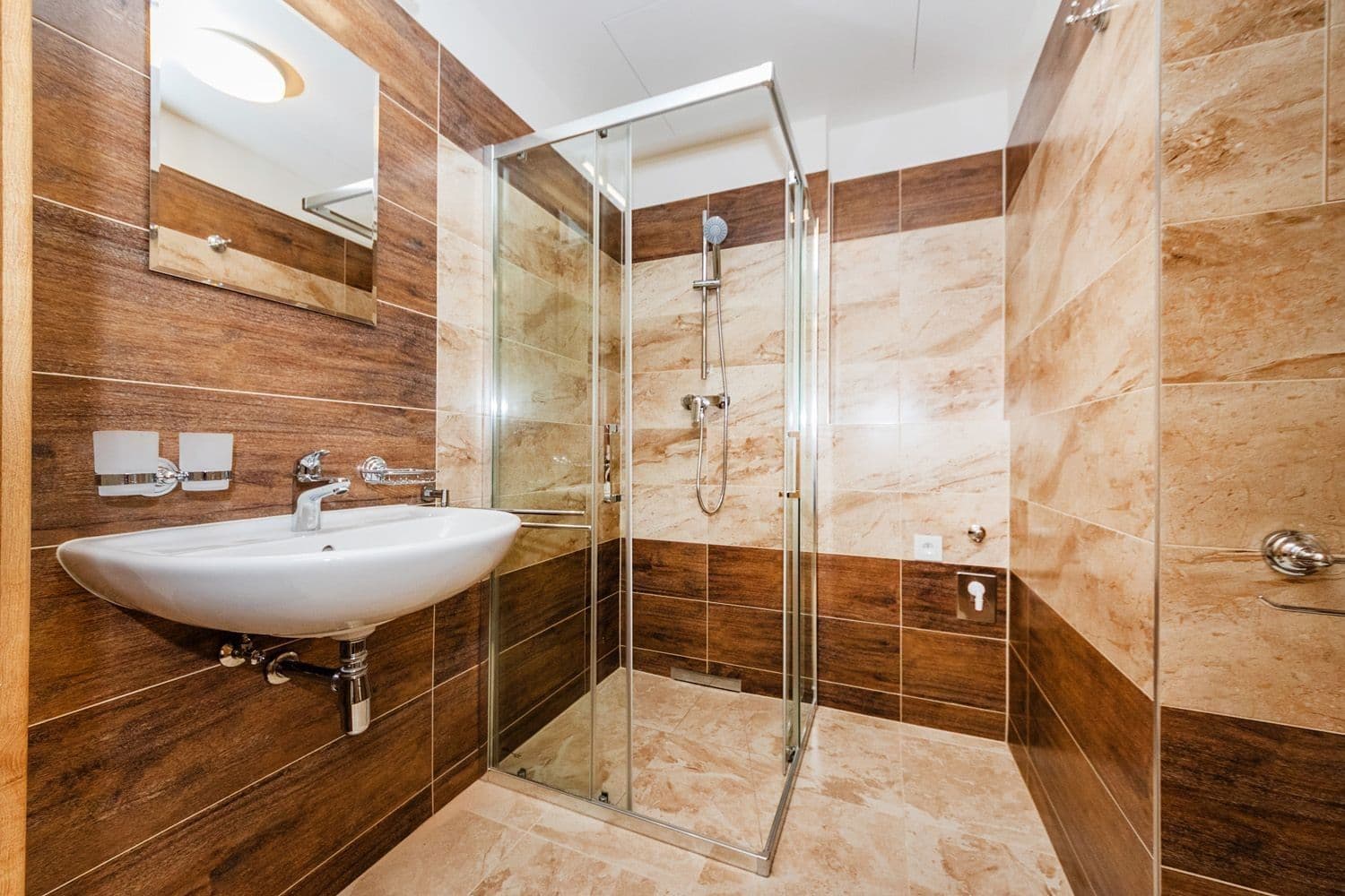 Studio flat to rent, 34 m², Miloše Havla, Prague, Prague Studio flat to rent, 34 m², Miloše Havla, Prague, Prague