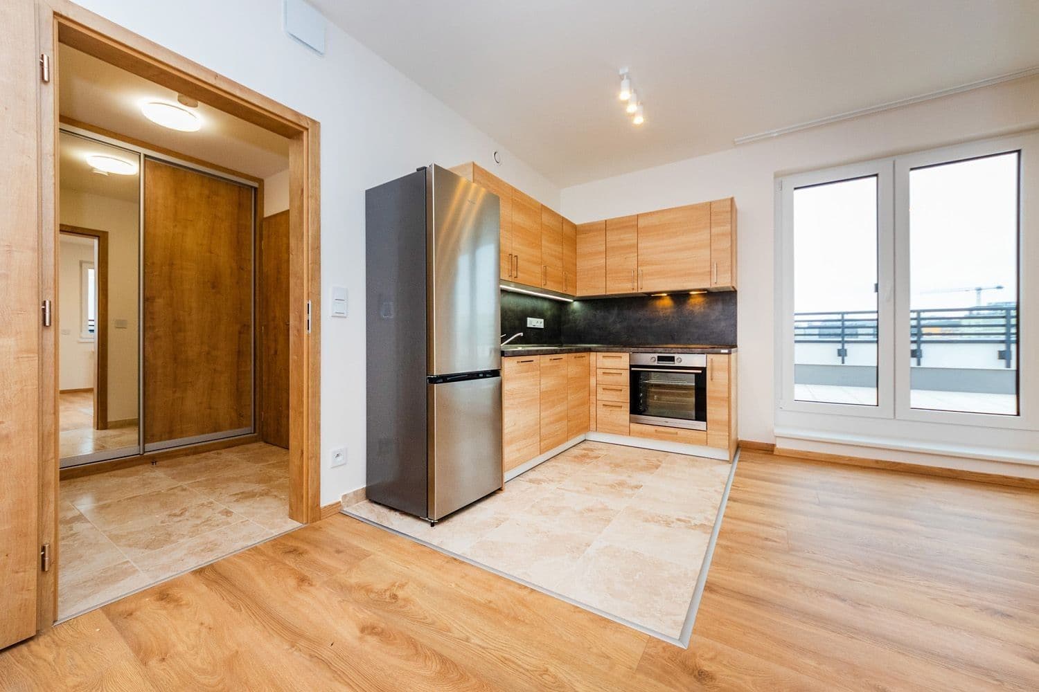 Studio flat to rent, 34 m², Miloše Havla, Prague, Prague Studio flat to rent, 34 m², Miloše Havla, Prague, Prague