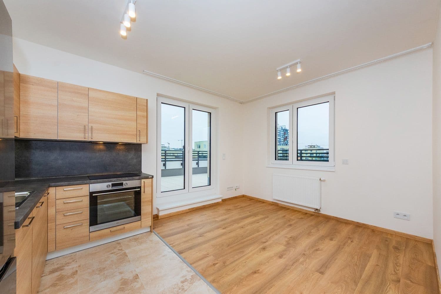 Studio flat to rent, 34 m², Miloše Havla, Prague, Prague Studio flat to rent, 34 m², Miloše Havla, Prague, Prague