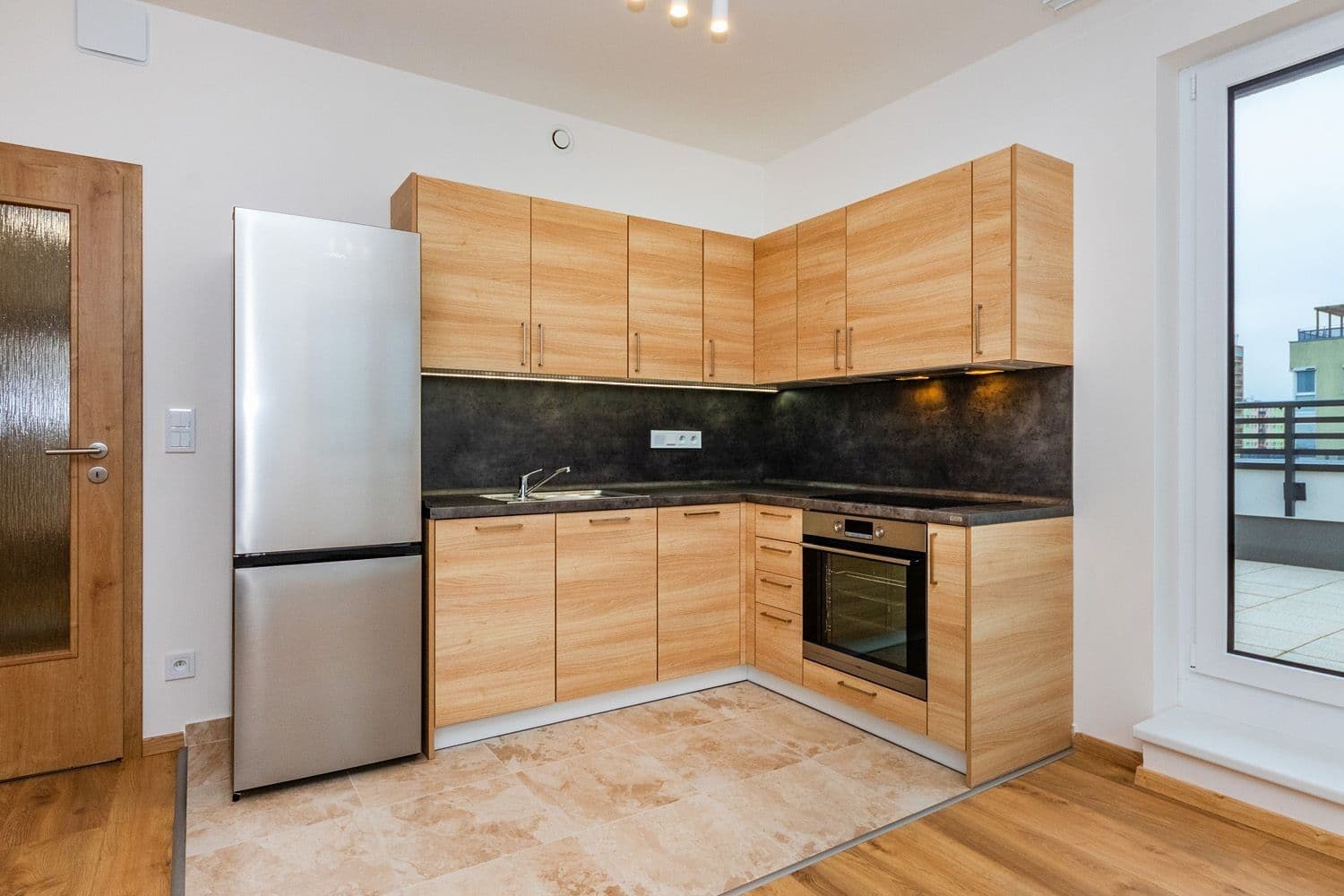 Studio flat to rent, 34 m², Miloše Havla, Prague, Prague Studio flat to rent, 34 m², Miloše Havla, Prague, Prague