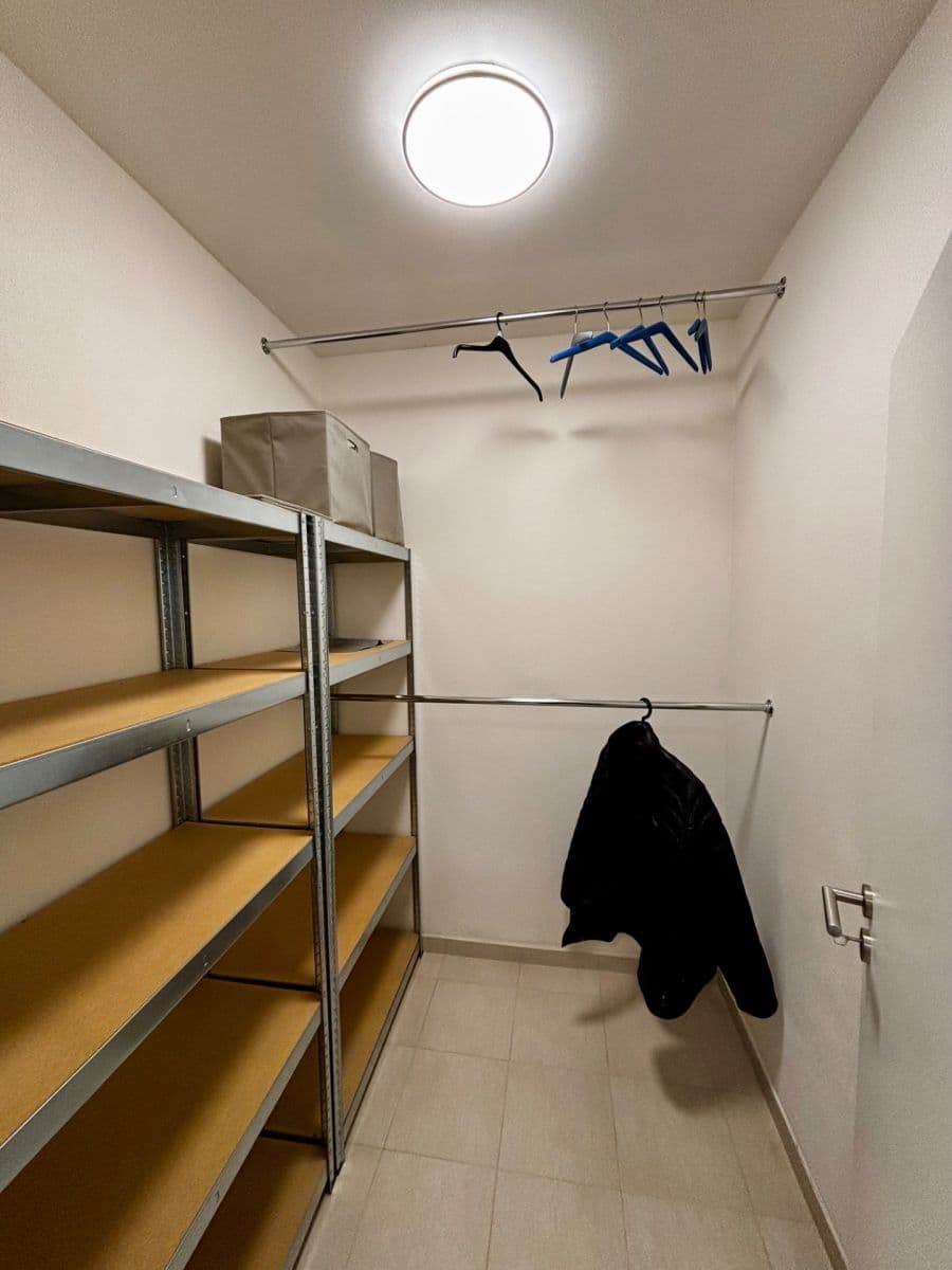 1 bedroom with open-plan kitchen flat to rent, 55 m², K Zelené louce, Plzeň, Plzeňský Region 1 bedroom with open-plan kitchen flat to rent, 55 m², K Zelené louce, Plzeň, Plzeňský Region