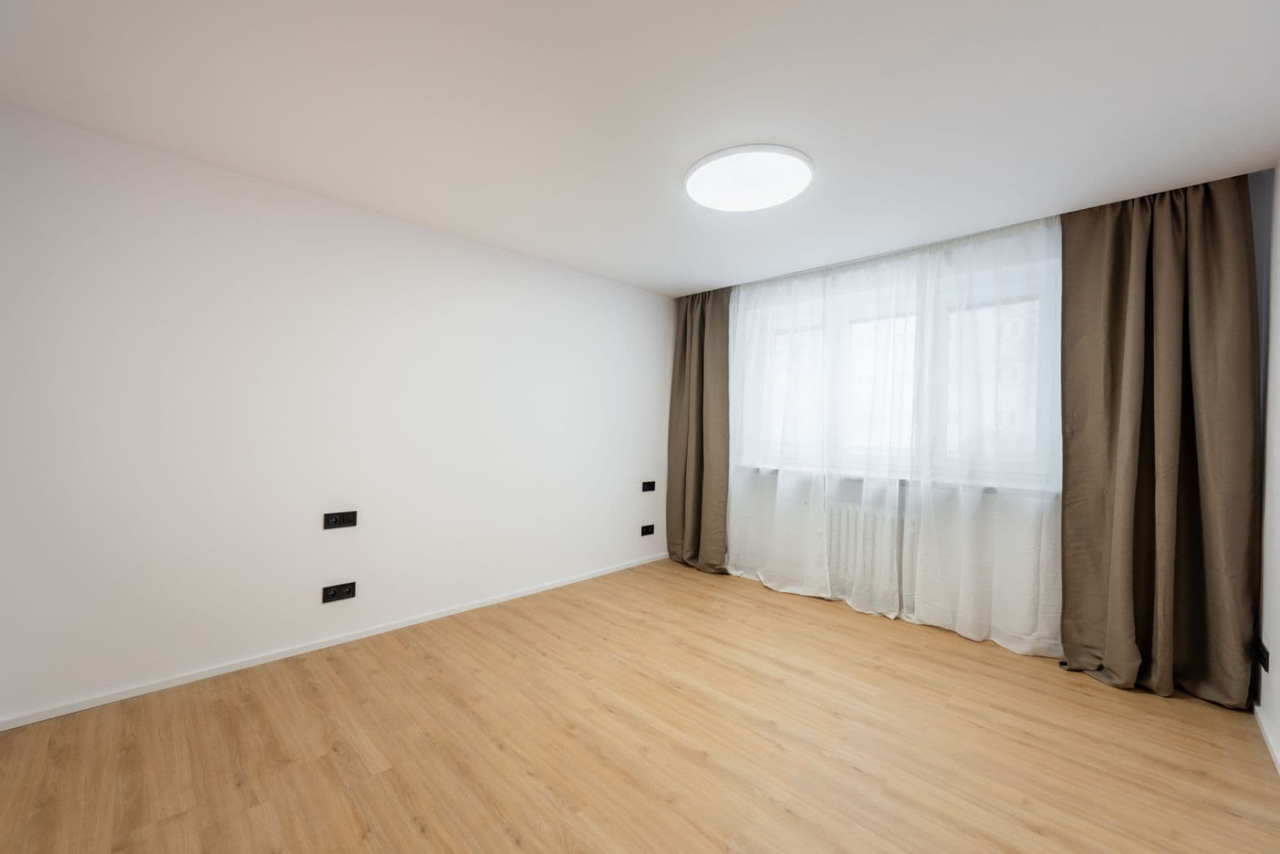 1 bedroom with open-plan kitchen flat for sale, 54 m², Vodárenská, Kladno, Středočeský Region 1 bedroom with open-plan kitchen flat for sale, 54 m², Vodárenská, Kladno, Středočeský Region