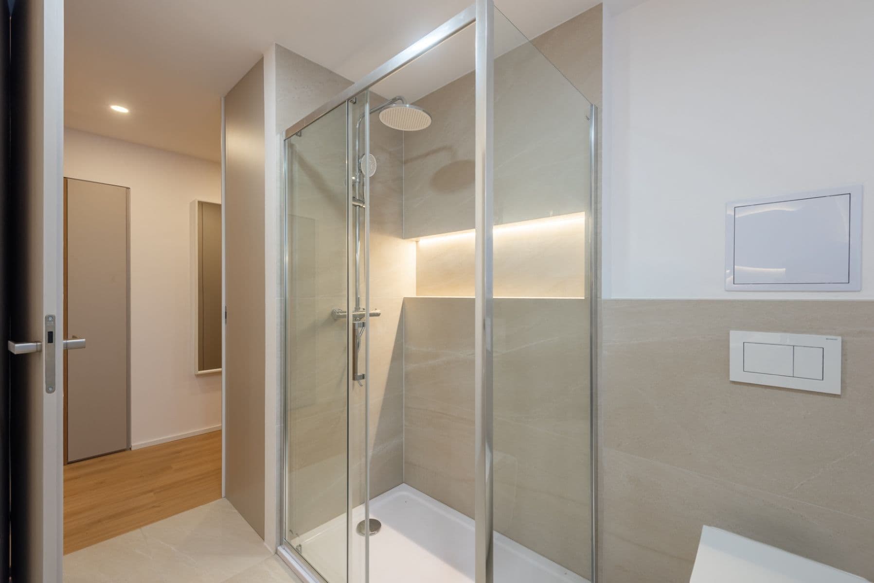 1 bedroom with open-plan kitchen flat for sale, 54 m², Vodárenská, Kladno, Středočeský Region 1 bedroom with open-plan kitchen flat for sale, 54 m², Vodárenská, Kladno, Středočeský Region