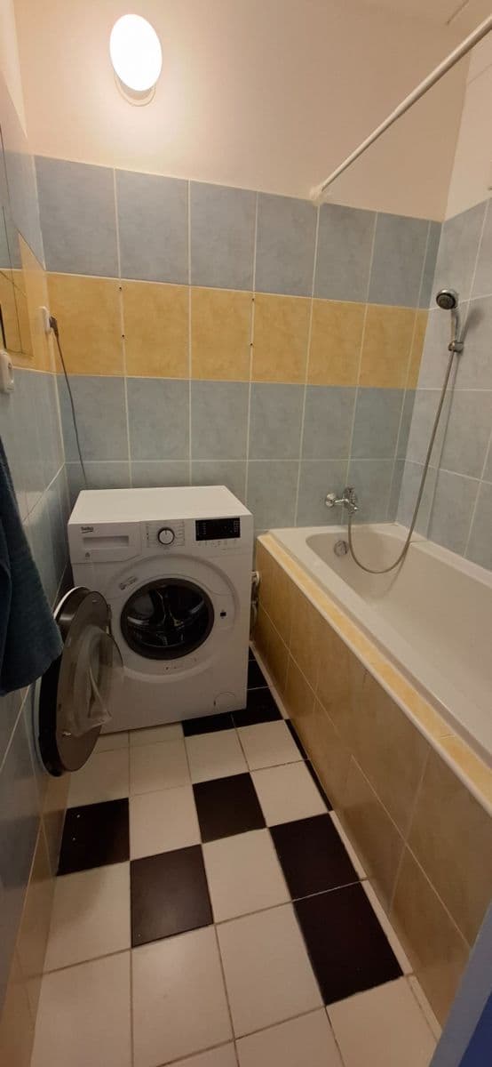 3 bedroom flat to rent, 54 m², Holandská, Kladno, Středočeský Region 3 bedroom flat to rent, 54 m², Holandská, Kladno, Středočeský Region