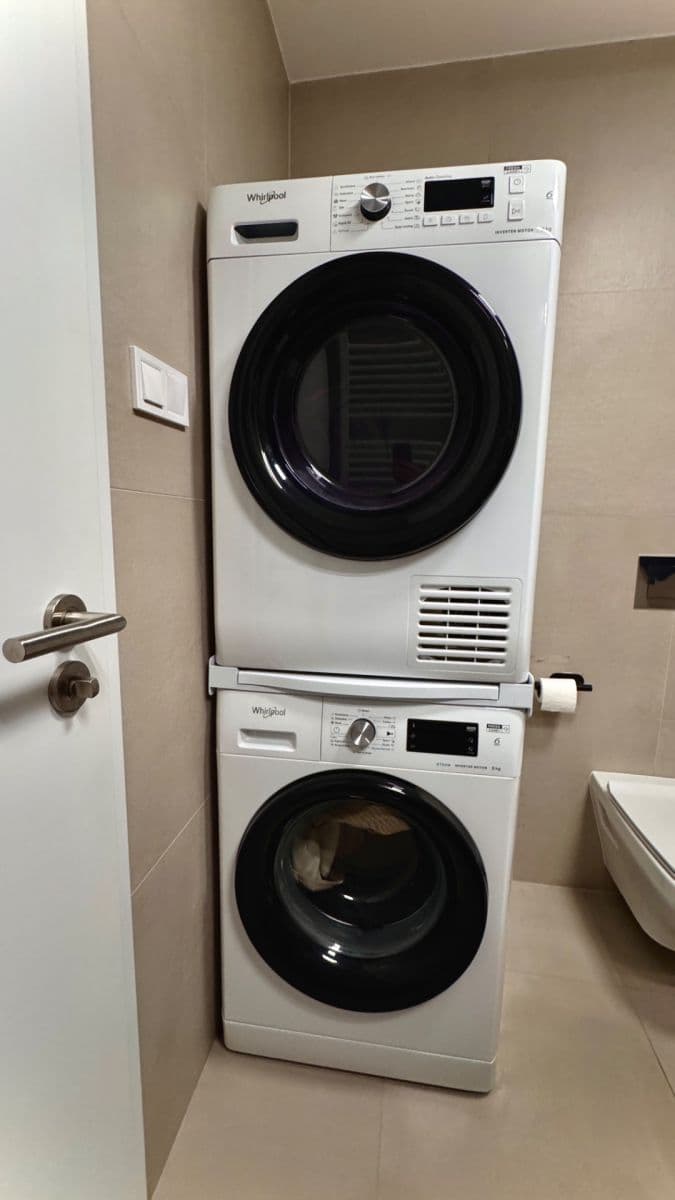 Studio flat to rent, 34 m², Kolbenova, Prague, Prague Studio flat to rent, 34 m², Kolbenova, Prague, Prague